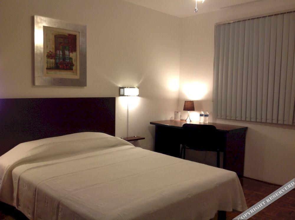 Dakota Inn Mexico City
